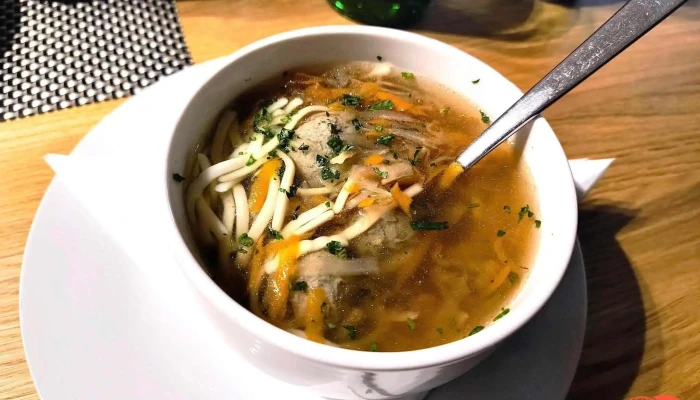 Restaurace Zeland -  Kureci Polevka - Čsl. Armády 250