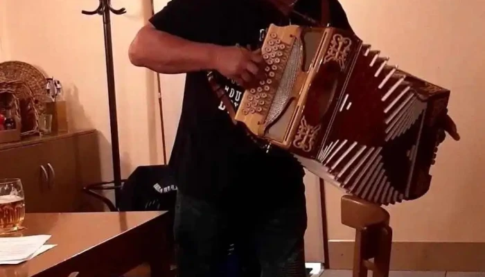 Restaurace Zlata Prilba Videa - Pardubice Vi-svítkov