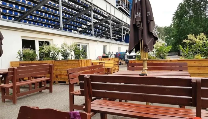 Restaurace Zlatá přilba - Pardubice Vi-Svítkov