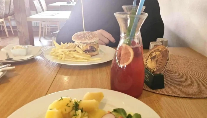 Restaurant City -  Nejnovejsi - Hrdinů 1735