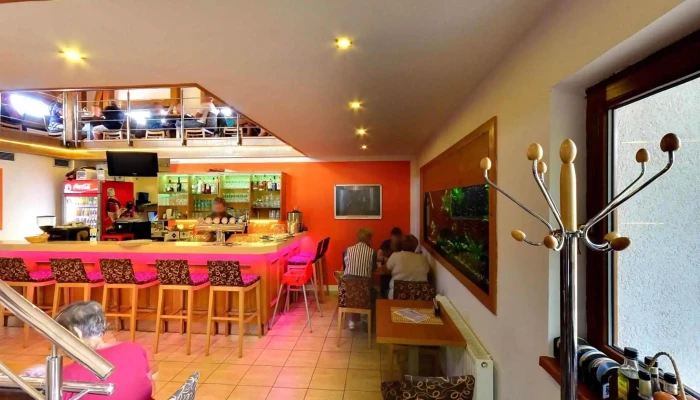 Restaurant City -  Vzhled A Atmosfera - Hrdinů 1735