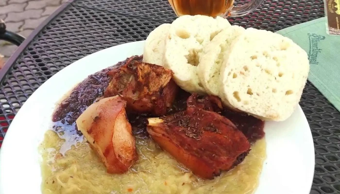 Restaurant Penzion U Buchlovskeho Zamku Kysane Zeli - Brněnská 19