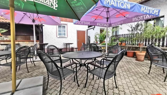 Restaurant Penzion U Buchlovskeho Zamku Vzhled A Atmosfera - Brněnská 19