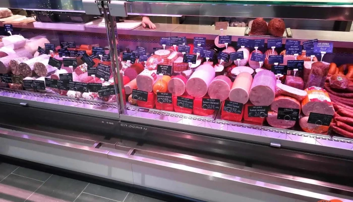 Reznictvi Stribrny Uvnitr - Slov. Nár. Povstání 2206