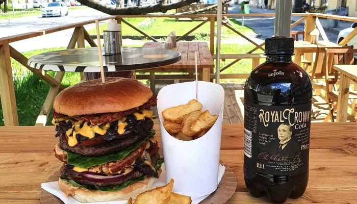 Richard's Burger - 790 01 Jeseník 1