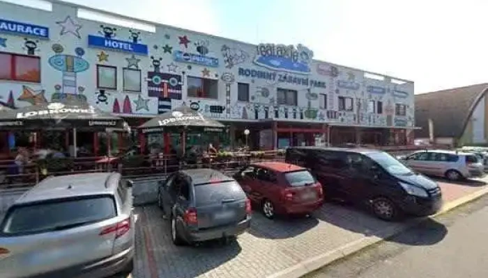 Rodinny Restaurant Galaxie Street View A 360deg - Sokolská
