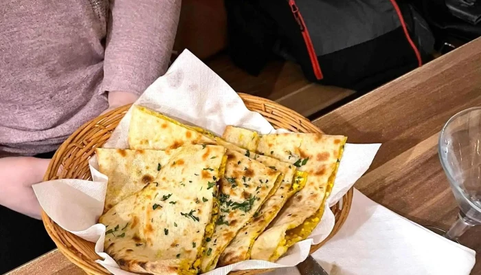 Royal Indian Restuarant -  Instagram - Kollárova 1/19