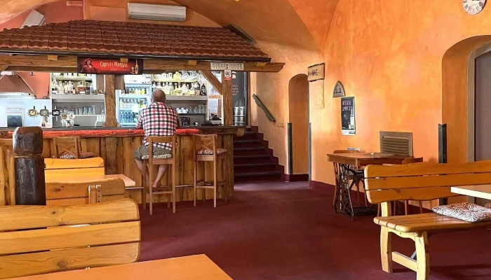 Steak House Hvezda Restaurace - Masarykovo Nám. 32