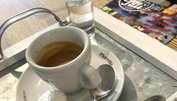 Talis Cafe Sadska Oteviraci Doba - Paroubkova 70