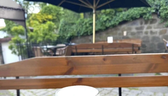 Tankovna Na Skrivance Restaurace - Na Skřivance 8