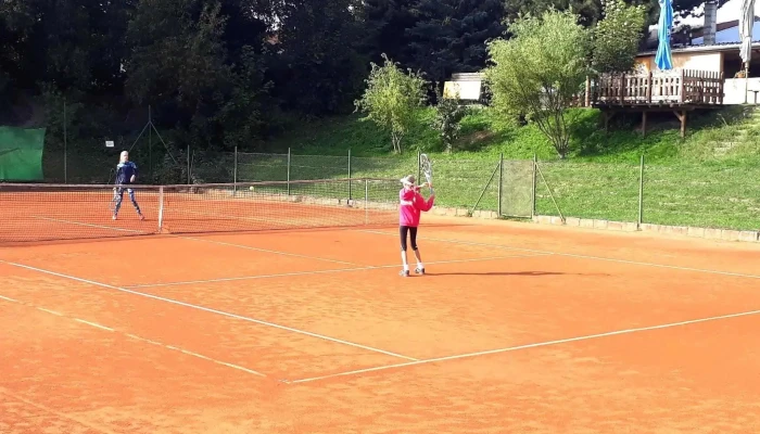 Tenisovy Klub Celakovice Os Videa - U Kapličky 1705