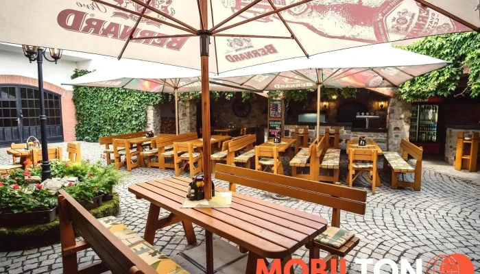 Teraska U Packy Od Vlastnika - Dolní Nám. 247