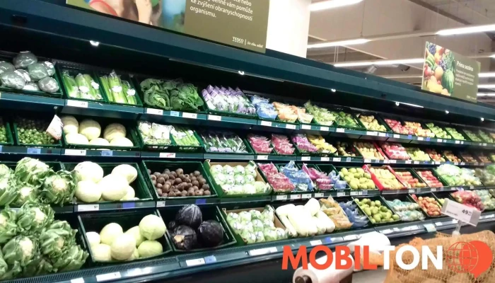 Tesco Hypermarket Celakovice Potravina - Toušeňská 2042