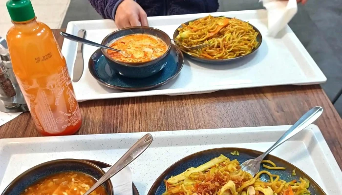 Tom Bistro -  Jak Se Dostat - Tř. Vítězství 841