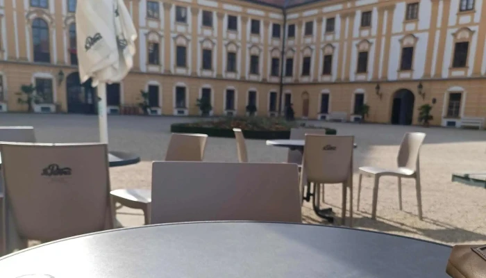 Treninkova Kavarna Splneny Sen Katalog - Nám. Míru 1