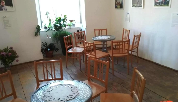 Treninkova Kavarna Splneny Sen Od Vlastnika - Nám. Míru 1