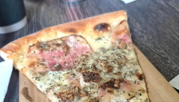Turbo Pizza Kadan Pizzerie - J. Švermy 9