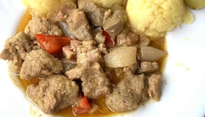 U Bujaku Jidlo A Piti - Bánov