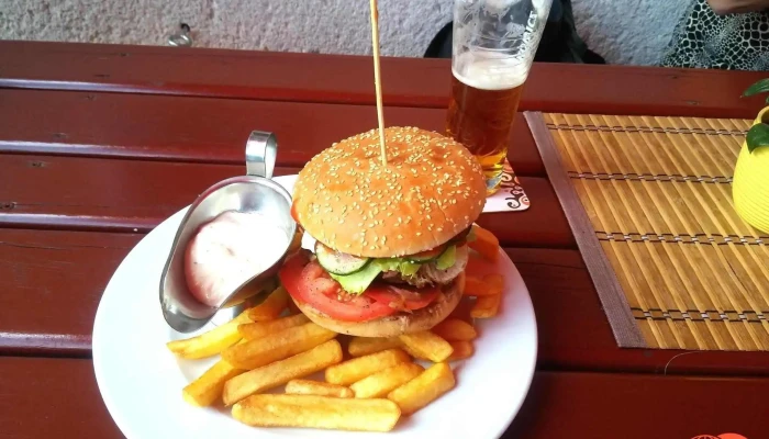 U Gurmana Hamburger - Bítovčice