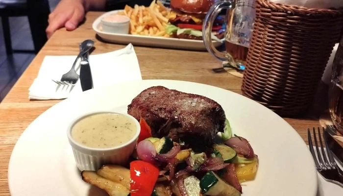 U Sousedu Na Kavalirce Restaurace - Praha 5