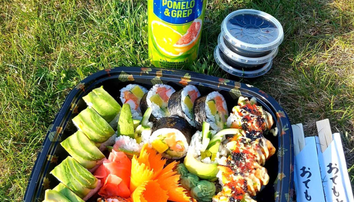 Viet Thai Food -  Vit Nezvala 2815 41 - Vít. Nezvala 2815/41