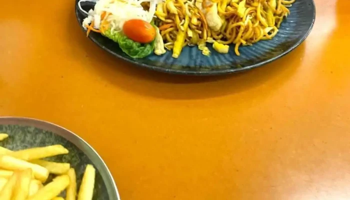 Viethiraki Restaurace Hranolky - Nám. Osvobození 209/1