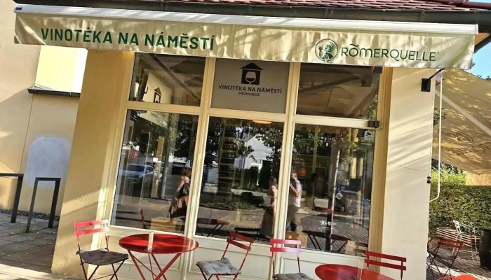 Vinotéka na náměstí - Květnové Nám. 73