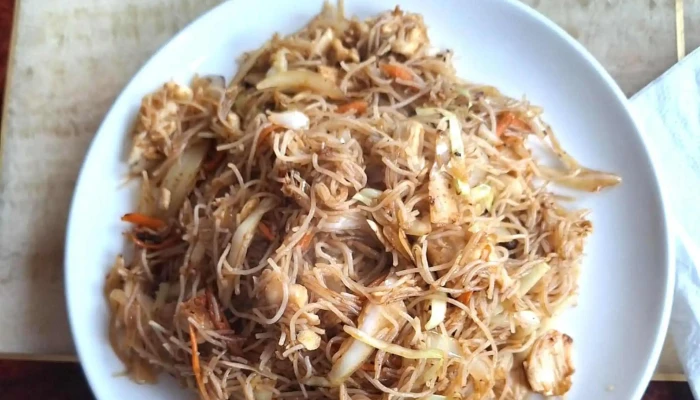 Vivi -    Cinska Restaurace Jak Se Dostat - Chomutovská 553