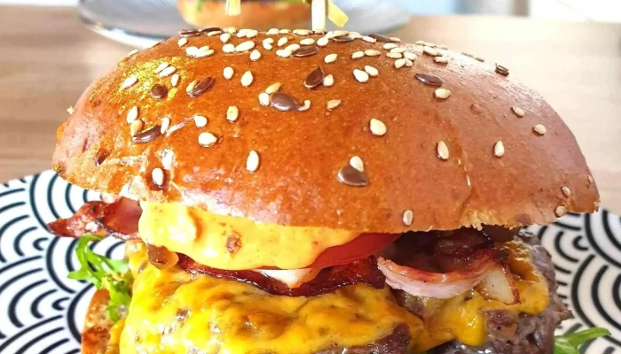 Yassan Bistro -  Oblast - České Armády 411/9