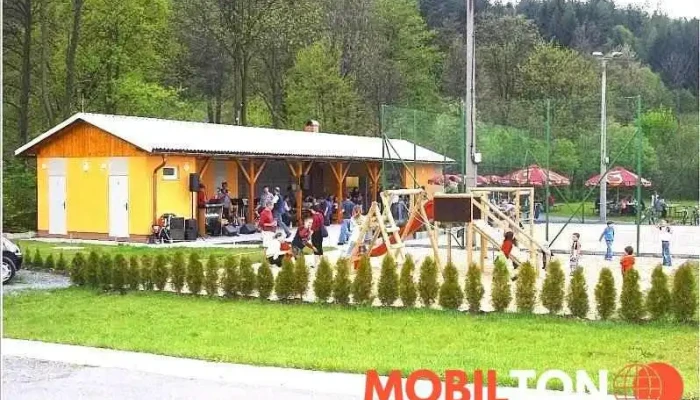 Zahradni Restaurace Bajk Od Vlastnika - Valašská Polanka