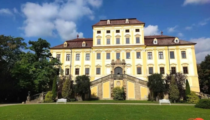 Zámek Červený Hrádek - Jirkov