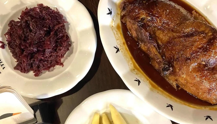Zavrena Restaurace Podskalska Celnice Oblast - Včelařská 571