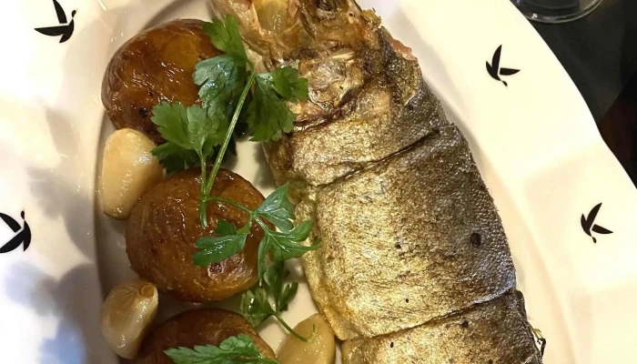 Zavrena Restaurace Podskalska Celnice Telefon - Včelařská 571