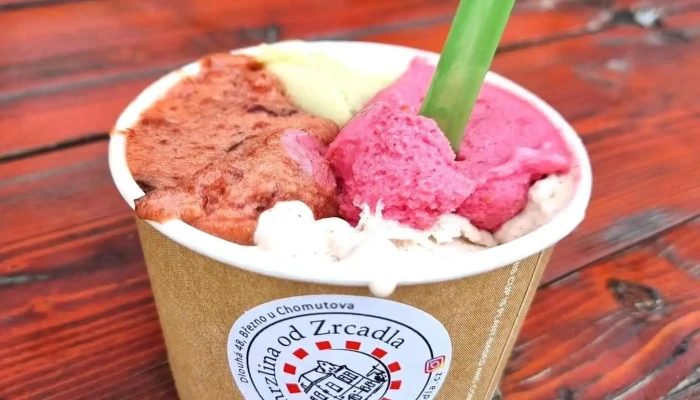 Zmrzlina Od Zrcadla Brezno Gelato - Dlouhá 48