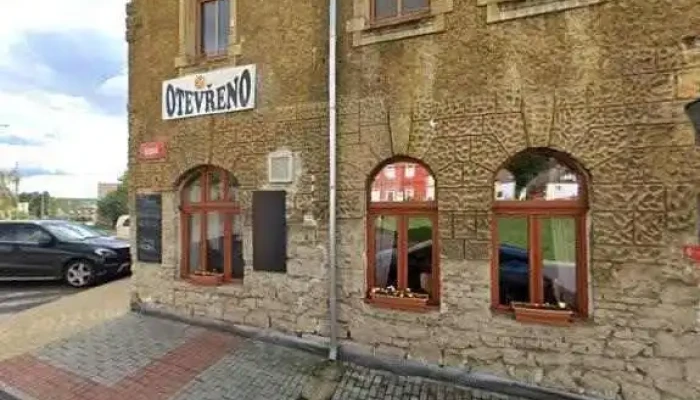 Zmrzlina Od Zrcadla Brezno Street View A 360deg - Dlouhá 48