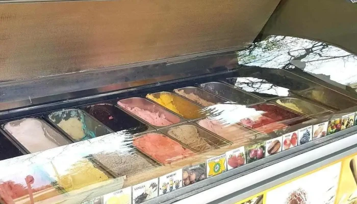 Zmrzlina Rapotín u skláren - 788 14 Rapotín
